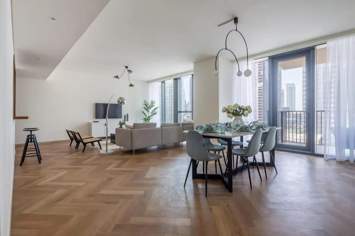 Frank Porter - Blvd Heights T1 Dubai United Arab Emirates